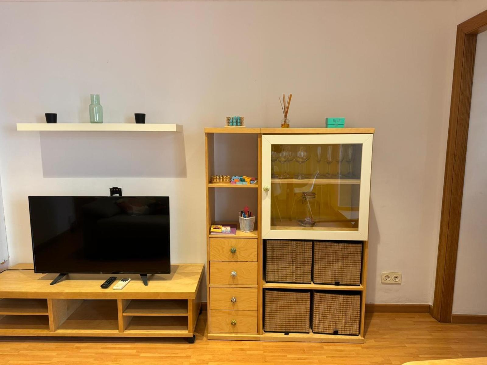 Апартаменты Acogedor Piso En Барселона Экстерьер фото