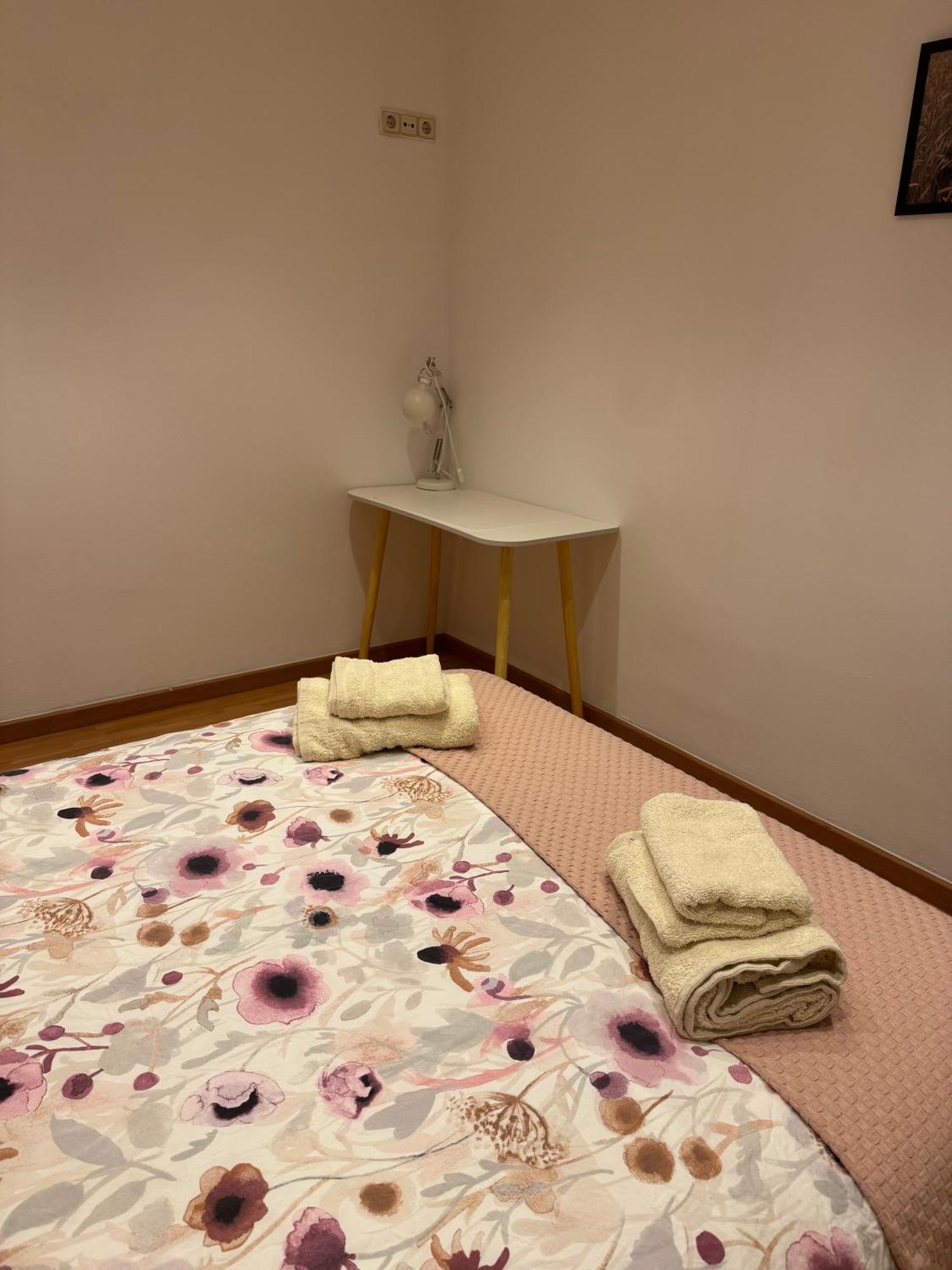 Апартаменты Acogedor Piso En Барселона Экстерьер фото